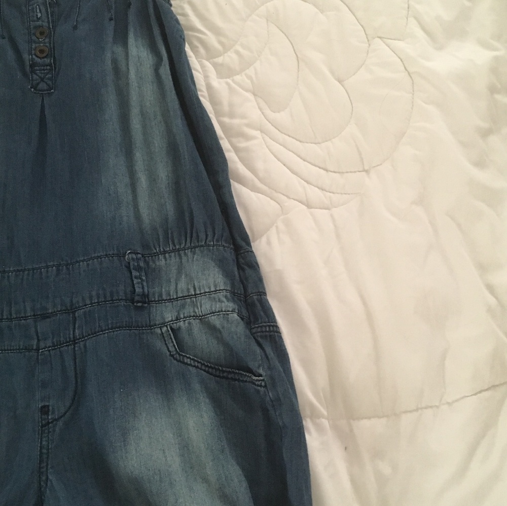Overalls - Picture 2 of 4